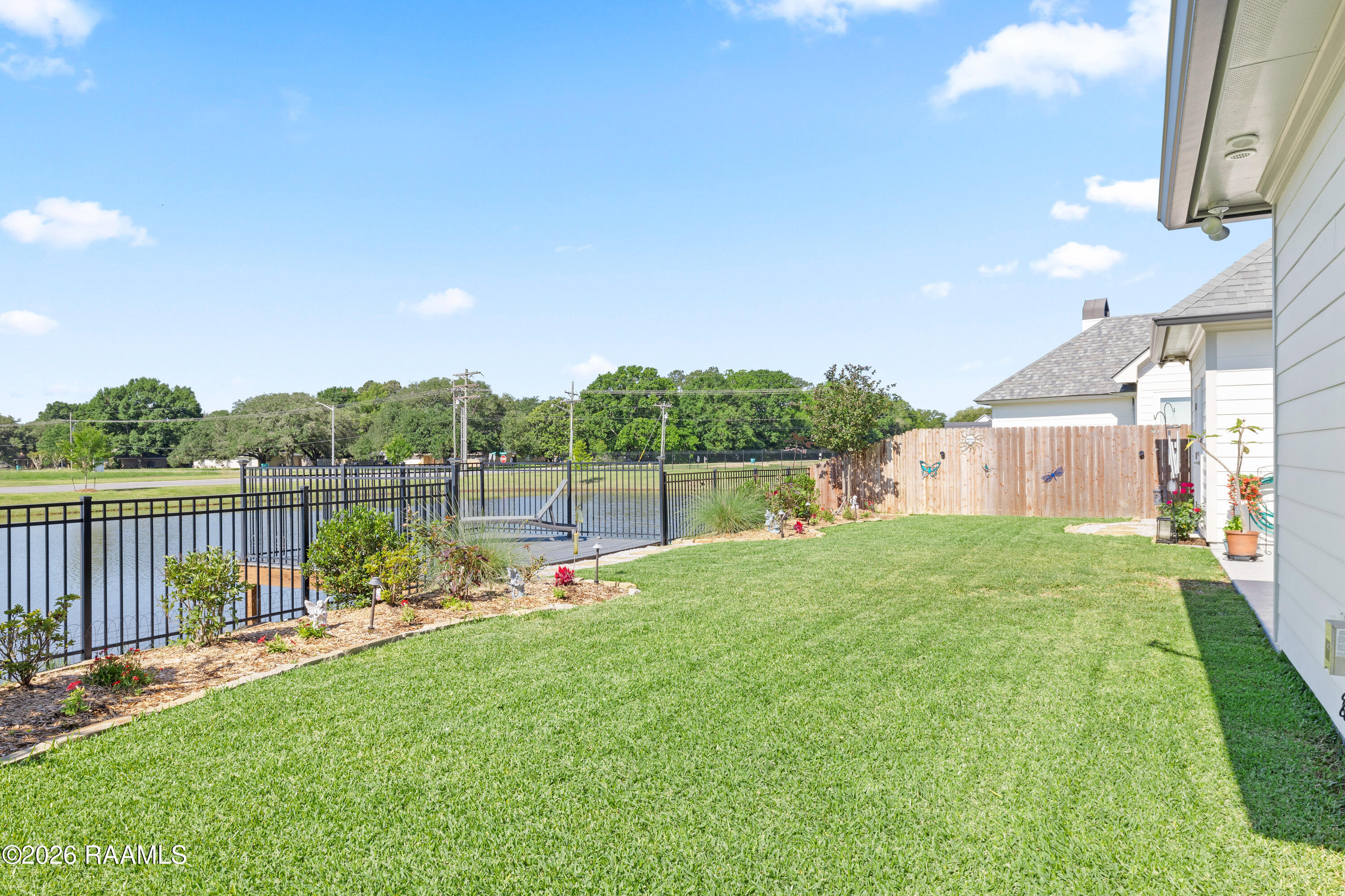 402 Sunshine Rise Drive Broussard, LA 70518 - Photo 37 of 40