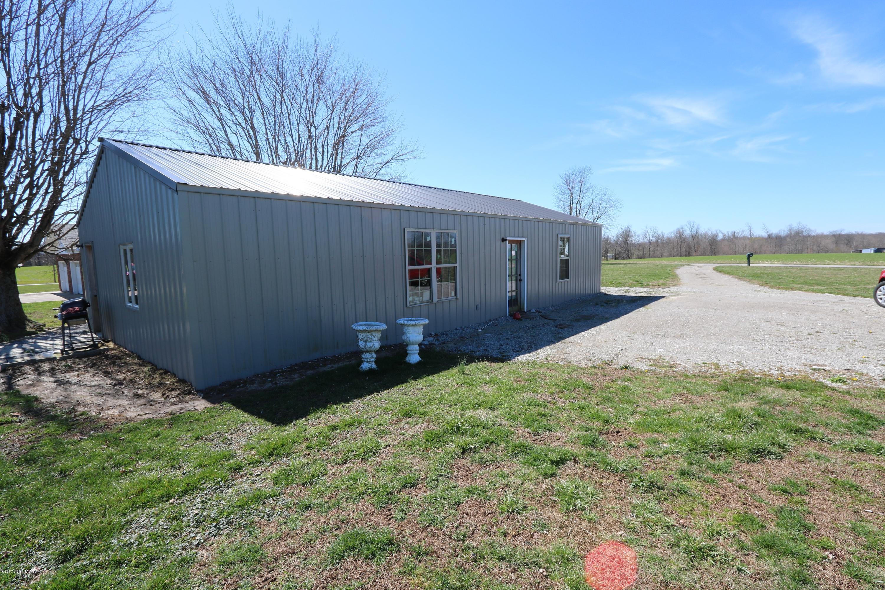 9286 Beaver Dam Road Caneyville, KY 42721 - Photo 37 of 40 38