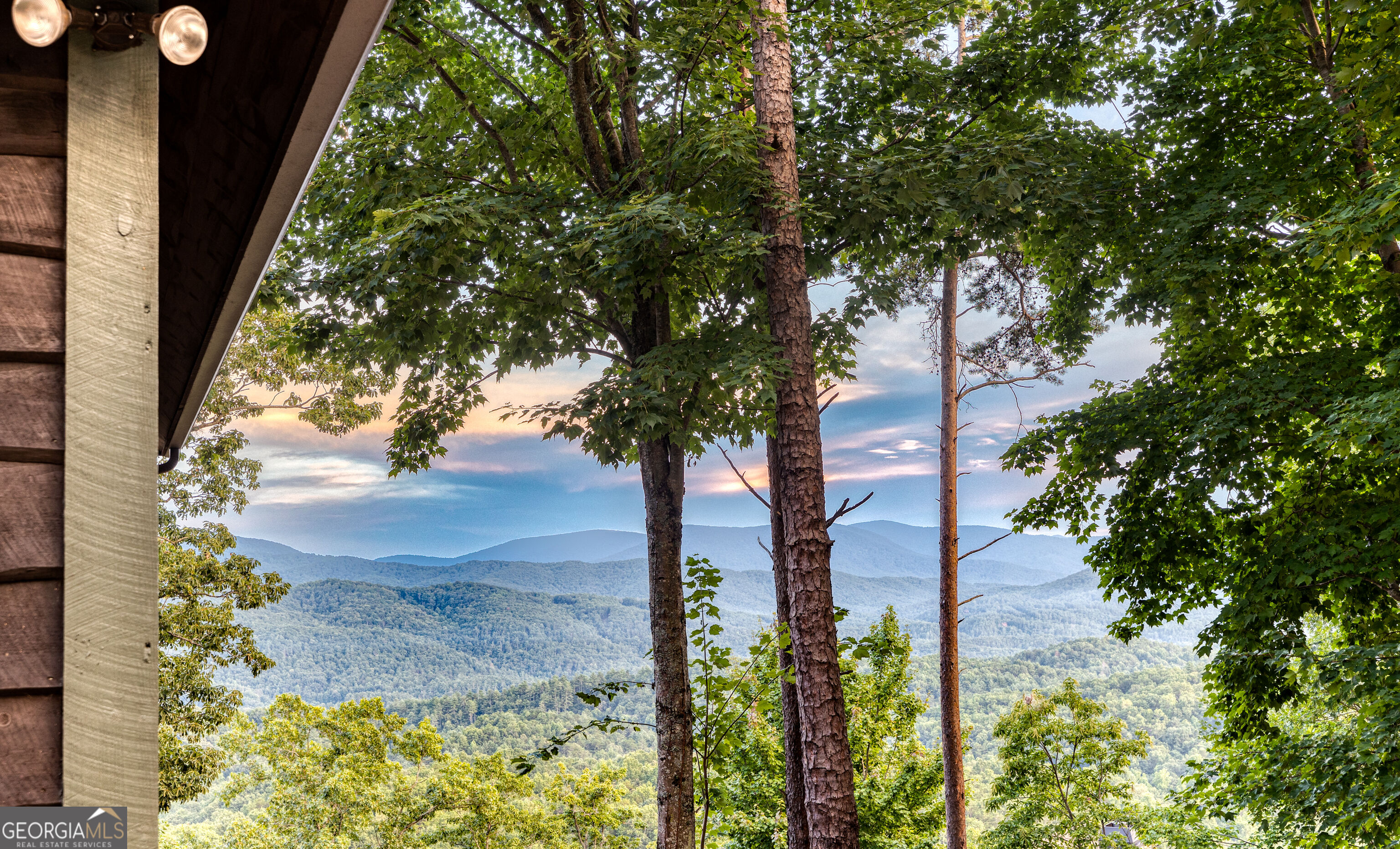 280 Point Of View, Unit 15 Blue Ridge, GA 30513 - Photo 6 of 68 Gallery Image 6