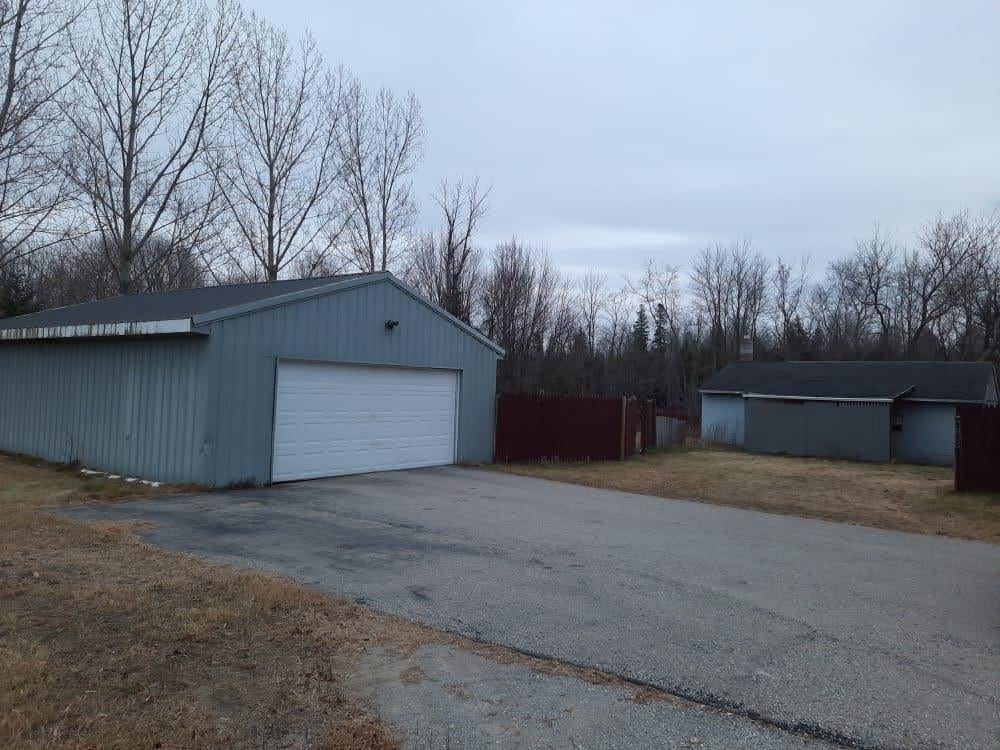 3905 Monaghan Point Road Alpena, MI 49707 - Photo 8 of 47 Gallery Image 8