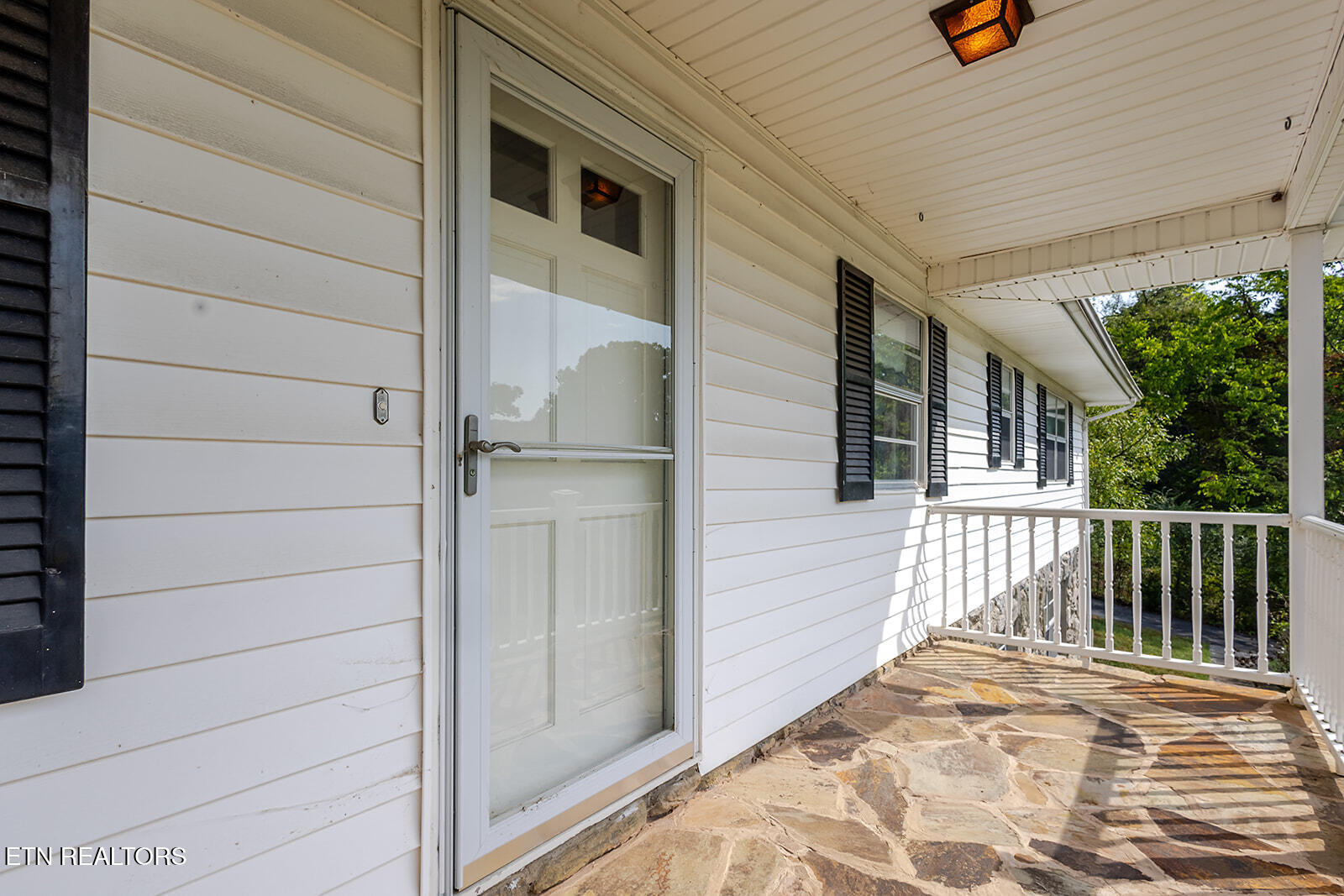 7411 Munsey Road Corryton, TN 37721 - Photo 2 of 41 530A7031-HDR