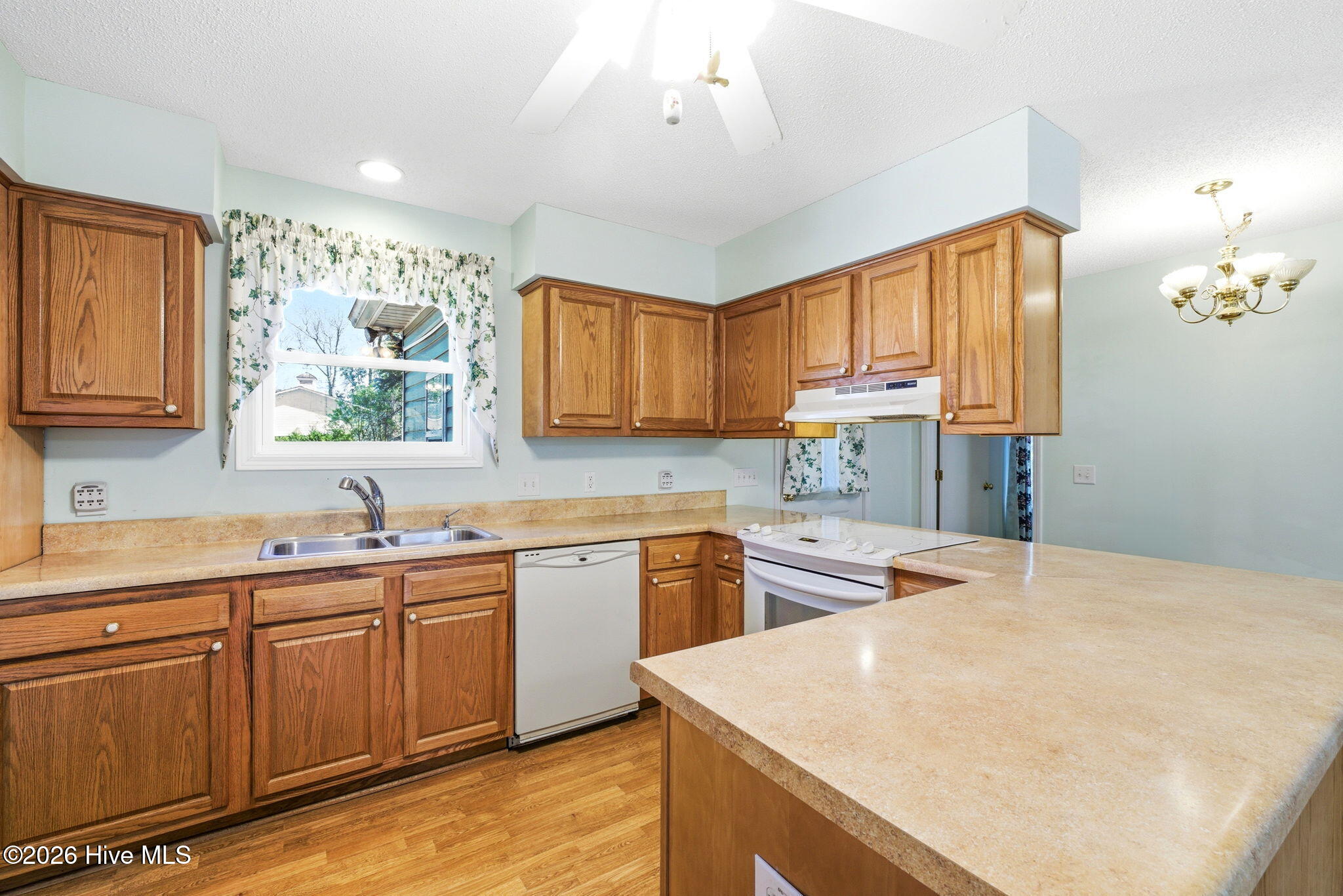 130 Fairview Road Leland, NC 28451 - Photo 11 of 36 shniderproductions.com-11