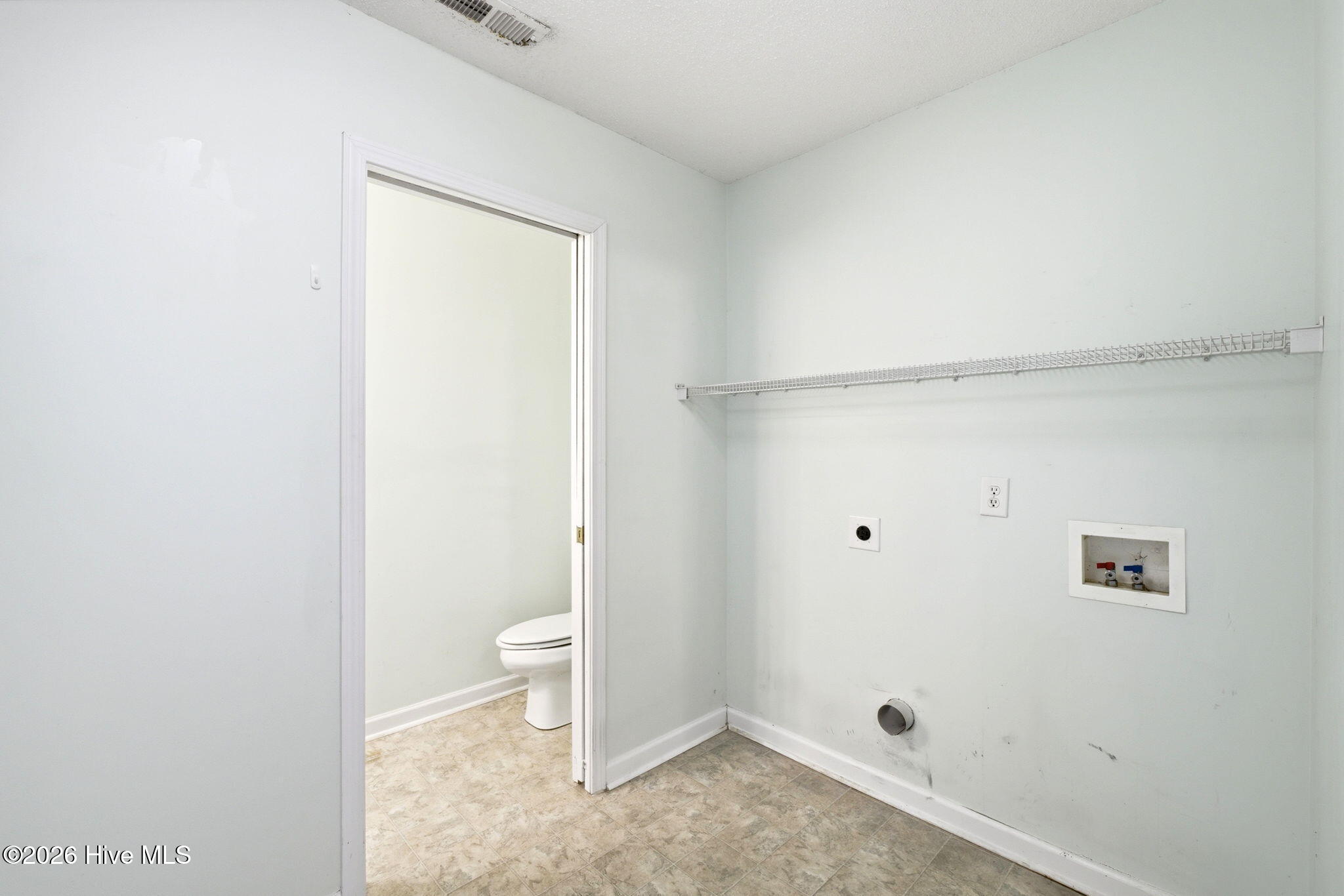 130 Fairview Road Leland, NC 28451 - Photo 15 of 36 shniderproductions.com-14