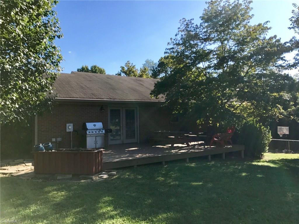 6313 Radds Street Lexington, NC 27295 - Photo 3 of 11 HUGE Deck!