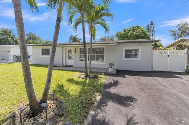 $589,000 | 6320 Harding Street, Hollywood, FL 33024