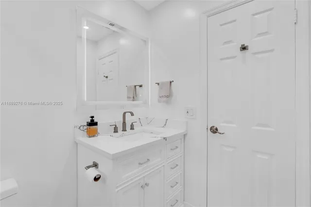 $589,000 | 6320 Harding Street, Hollywood, FL 33024