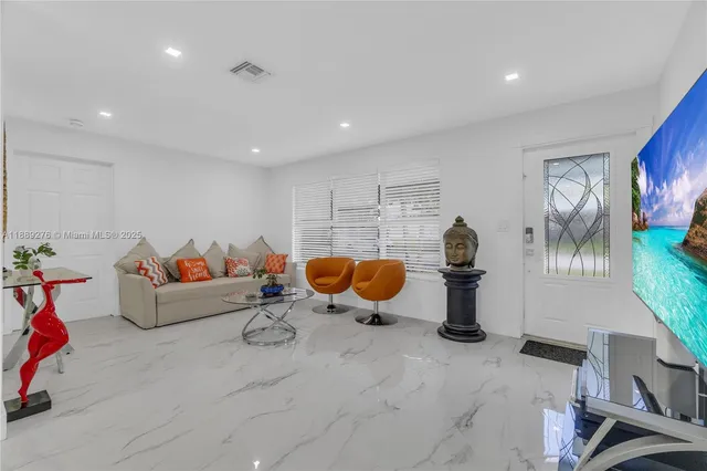 $589,000 | 6320 Harding Street, Hollywood, FL 33024