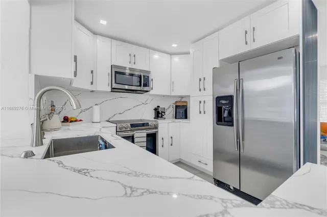 $589,000 | 6320 Harding Street, Hollywood, FL 33024