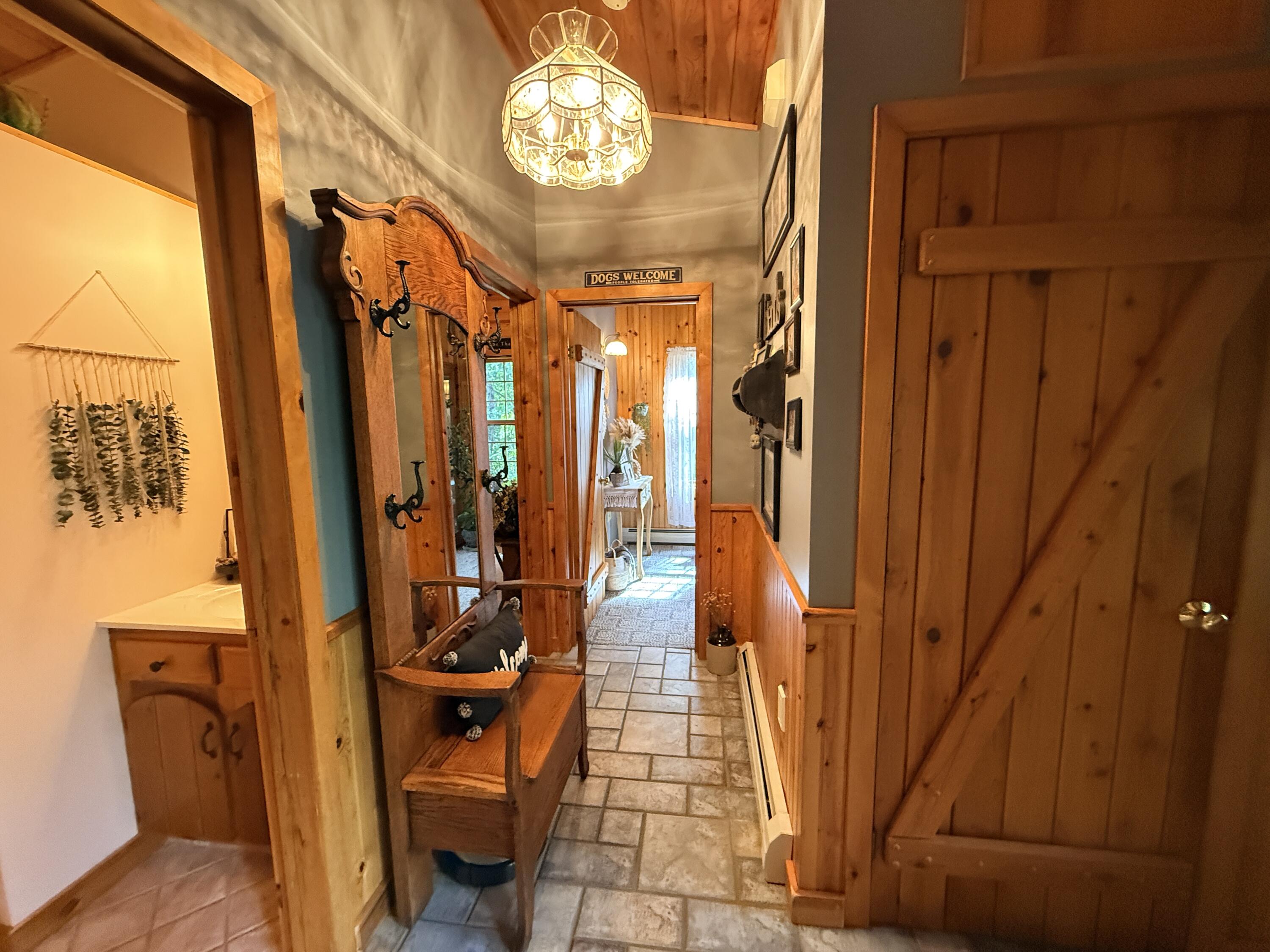 555 Hinckley Road Clinton, ME 04927 - Photo 6 of 39 IMG_1713