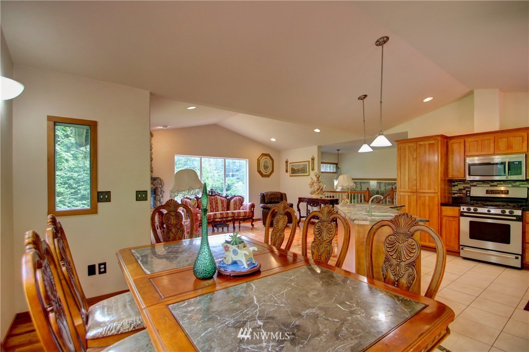 20918 Frank Waters Road Stanwood, WA 98292 - Photo 13 of 40 Gallery Image 13