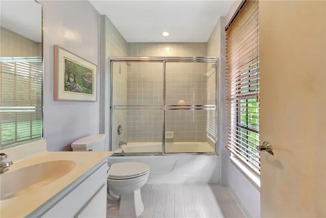 $499,900 | 130 Prestwick Circle, Unit 130, Vero Beach, FL 32967