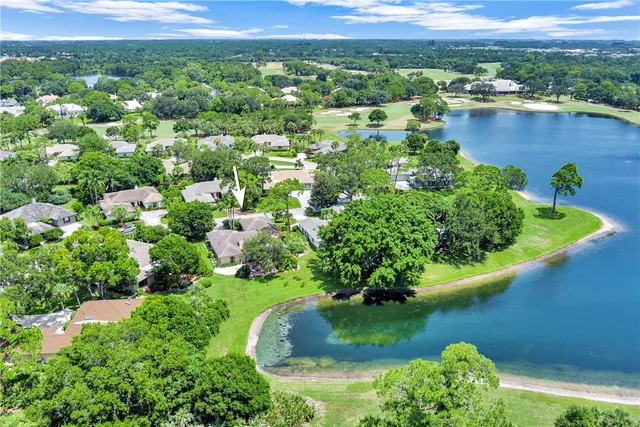 $499,900 | 130 Prestwick Circle, Unit 130, Vero Beach, FL 32967