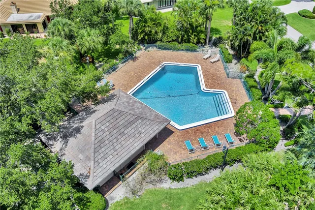 $499,900 | 130 Prestwick Circle, Unit 130, Vero Beach, FL 32967