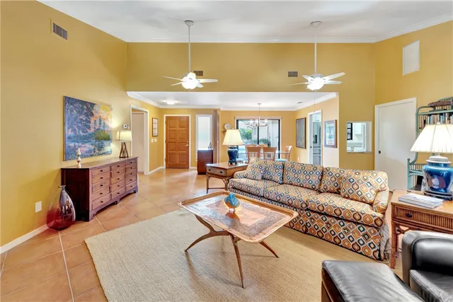 $499,900 | 130 Prestwick Circle, Unit 130, Vero Beach, FL 32967