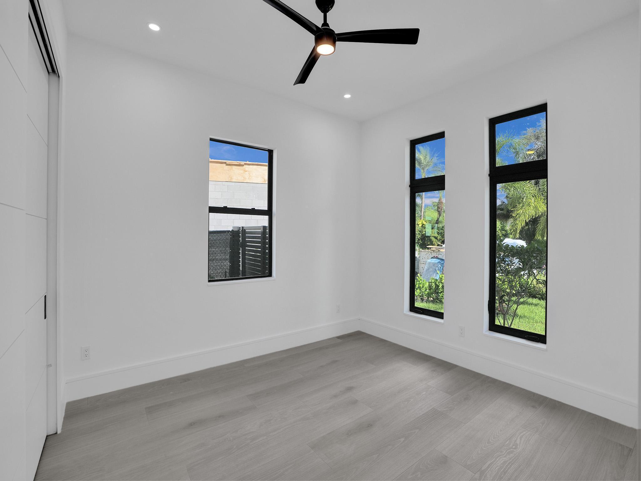 902 Roberts Road Delray Beach, FL 33483 - Photo 15 of 113 DSC07872