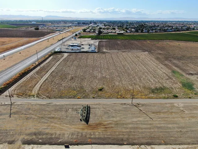 $649,999 | 3224 East Pacheco Boulevard, Los Banos, CA 93635