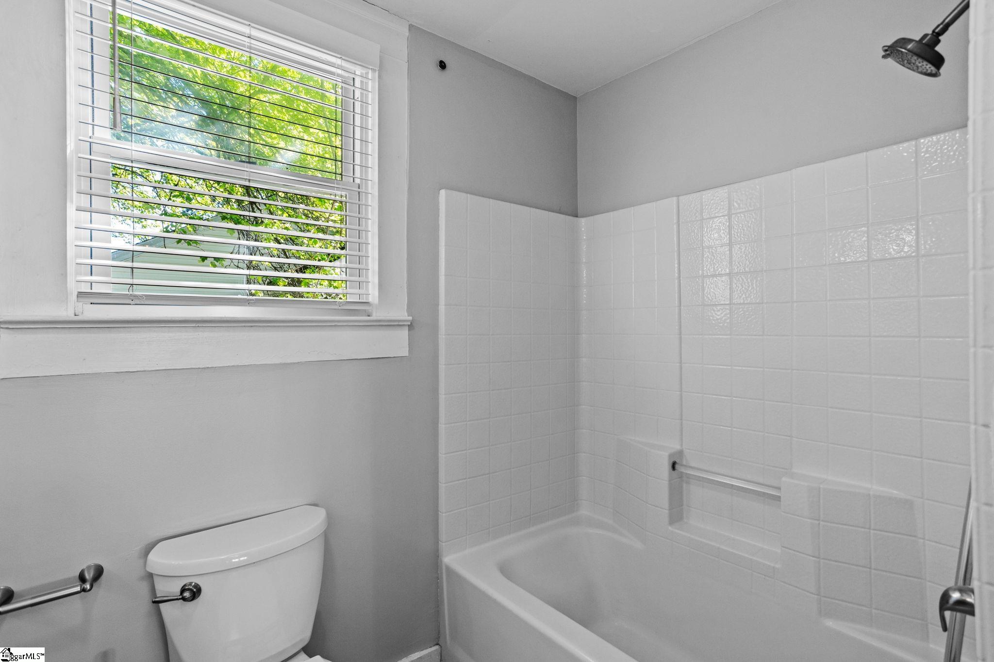 408 South Franklin Road Greenville, SC 29609 - Photo 14 of 24 Gallery Image 14
