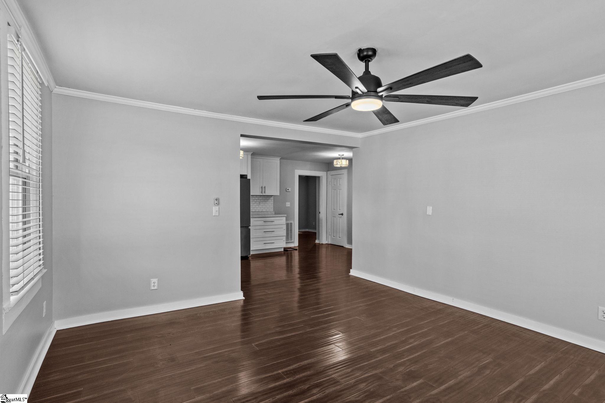 408 South Franklin Road Greenville, SC 29609 - Photo 5 of 24 Gallery Image 5