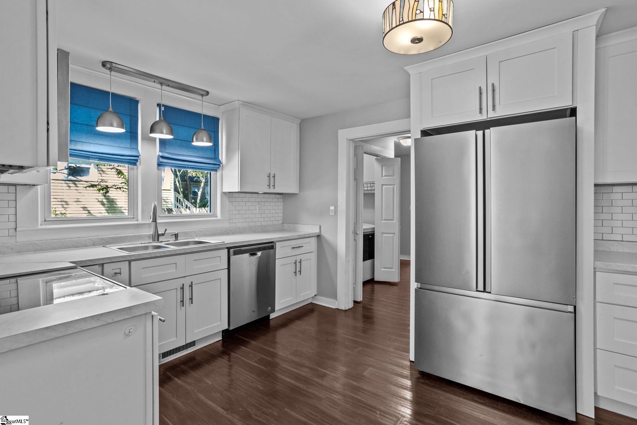 408 South Franklin Road Greenville, SC 29609 - Photo 6 of 24 Gallery Image 6