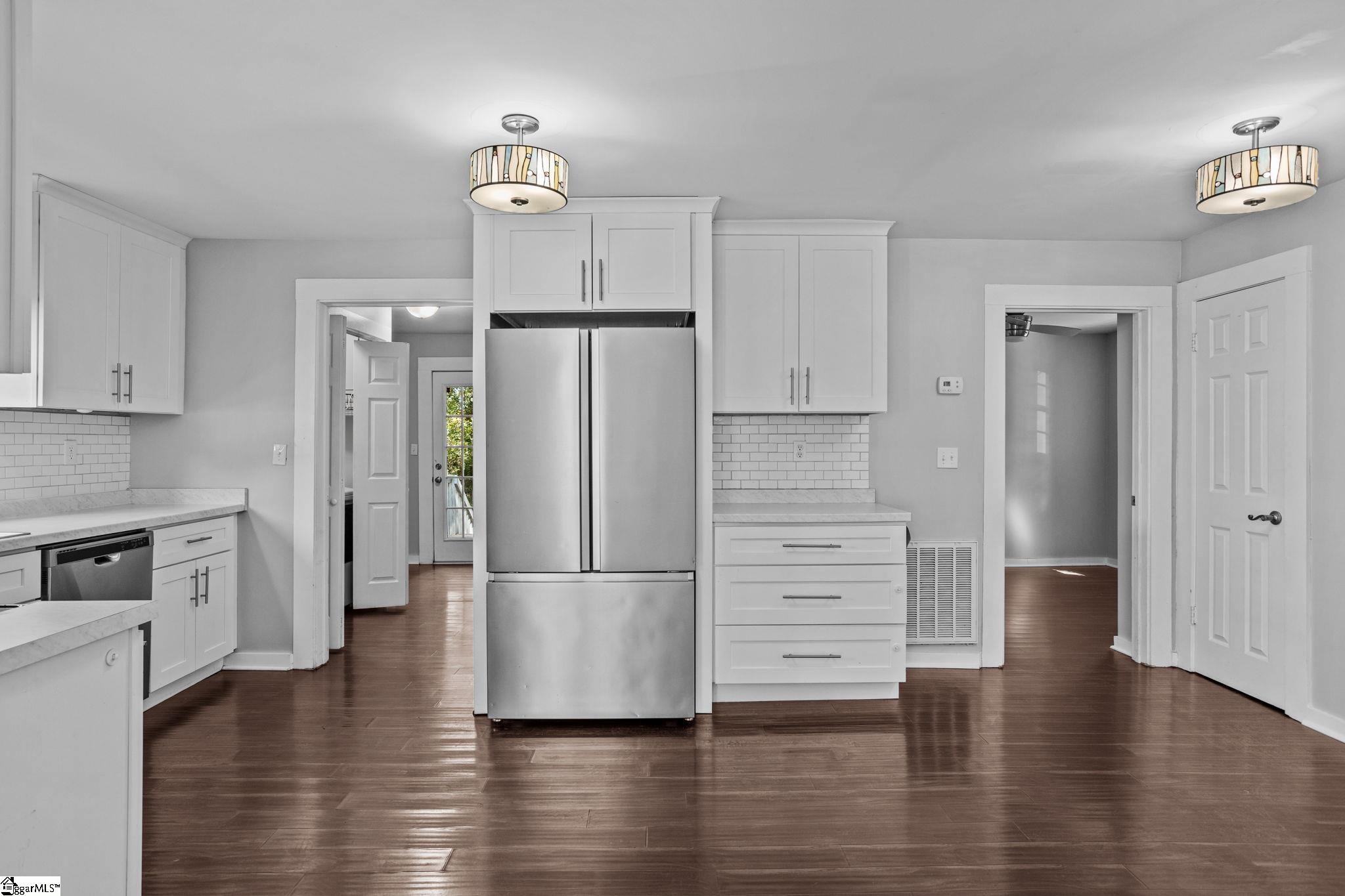 408 South Franklin Road Greenville, SC 29609 - Photo 7 of 24 Gallery Image 7