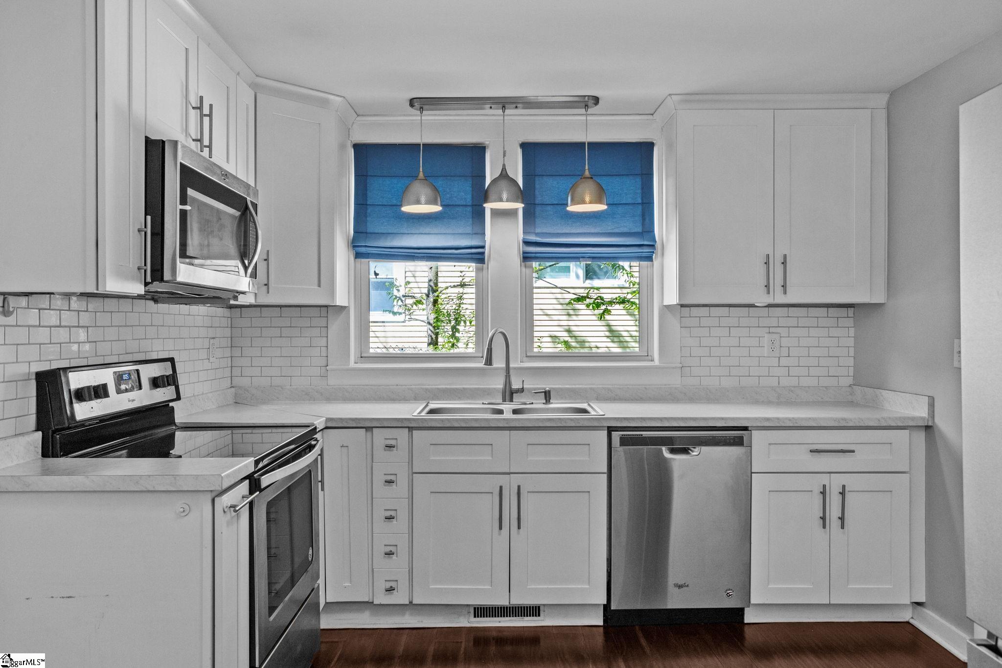 408 South Franklin Road Greenville, SC 29609 - Photo 8 of 24 Gallery Image 8