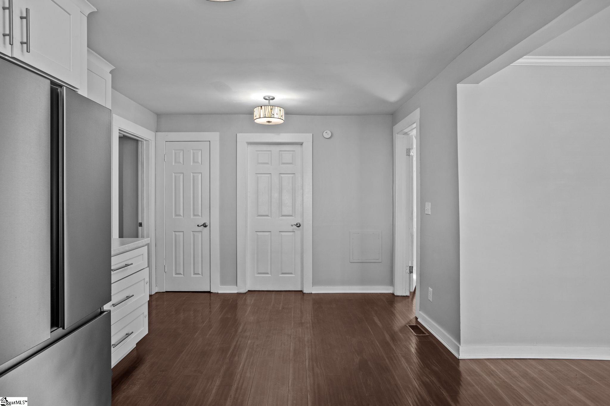 408 South Franklin Road Greenville, SC 29609 - Photo 10 of 24 Gallery Image 10