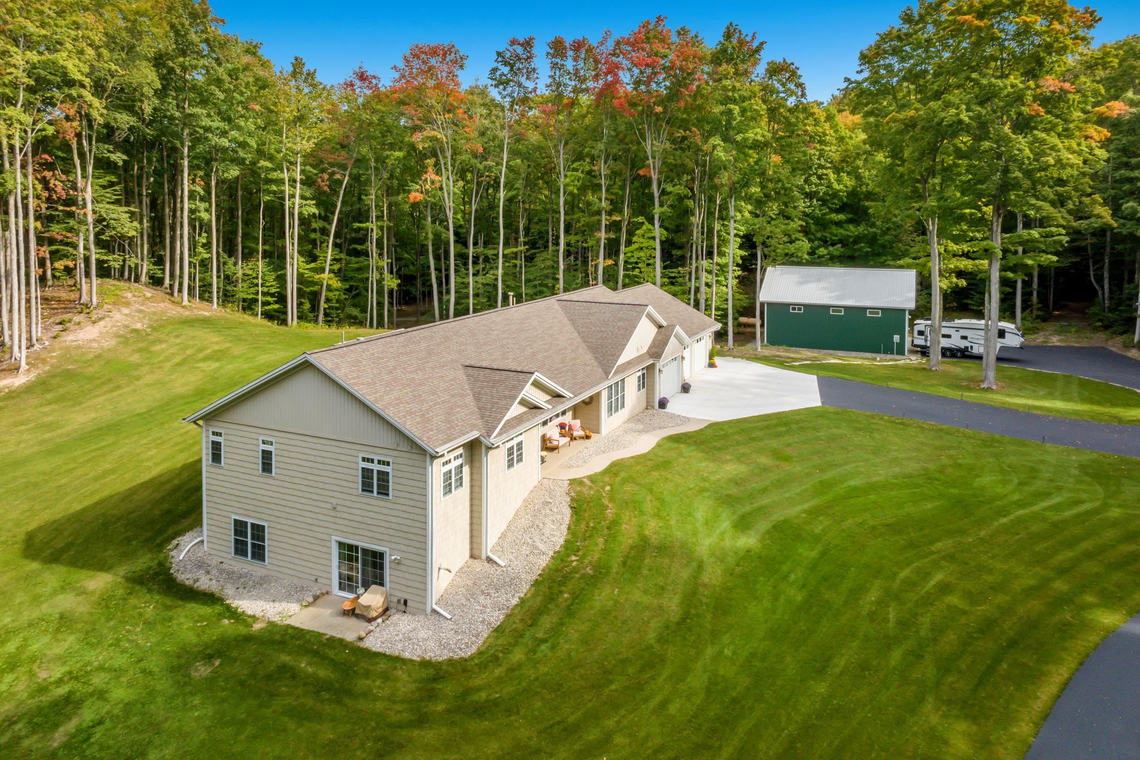 6750 East Hoxie Road Cedar, MI 49621 - Photo 2 of 64