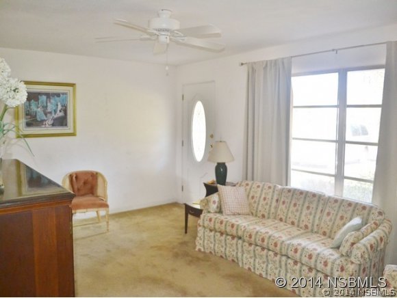 910 Fernald Street Edgewater, FL 32132 - Photo 7 of 12 Gallery Image 7