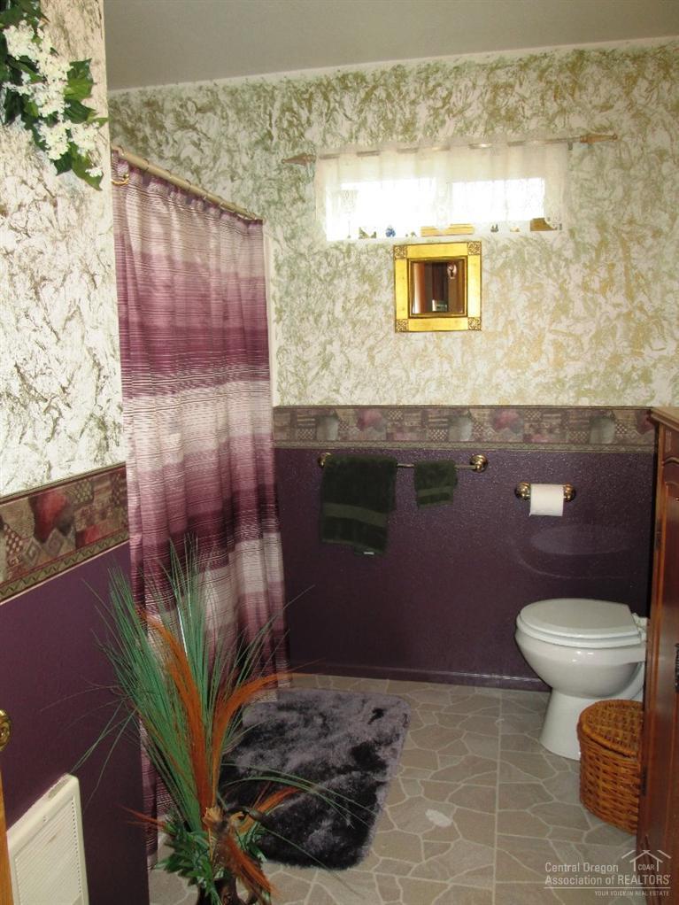 19219 Shoshone Road Bend, OR 97702 - Photo 16 of 25 Additional Photo