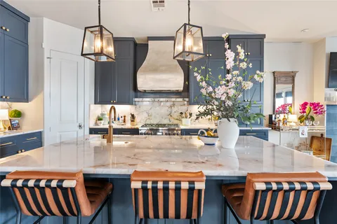 $1,150,000 | 926 Nicholson Street, Houston, TX 77008