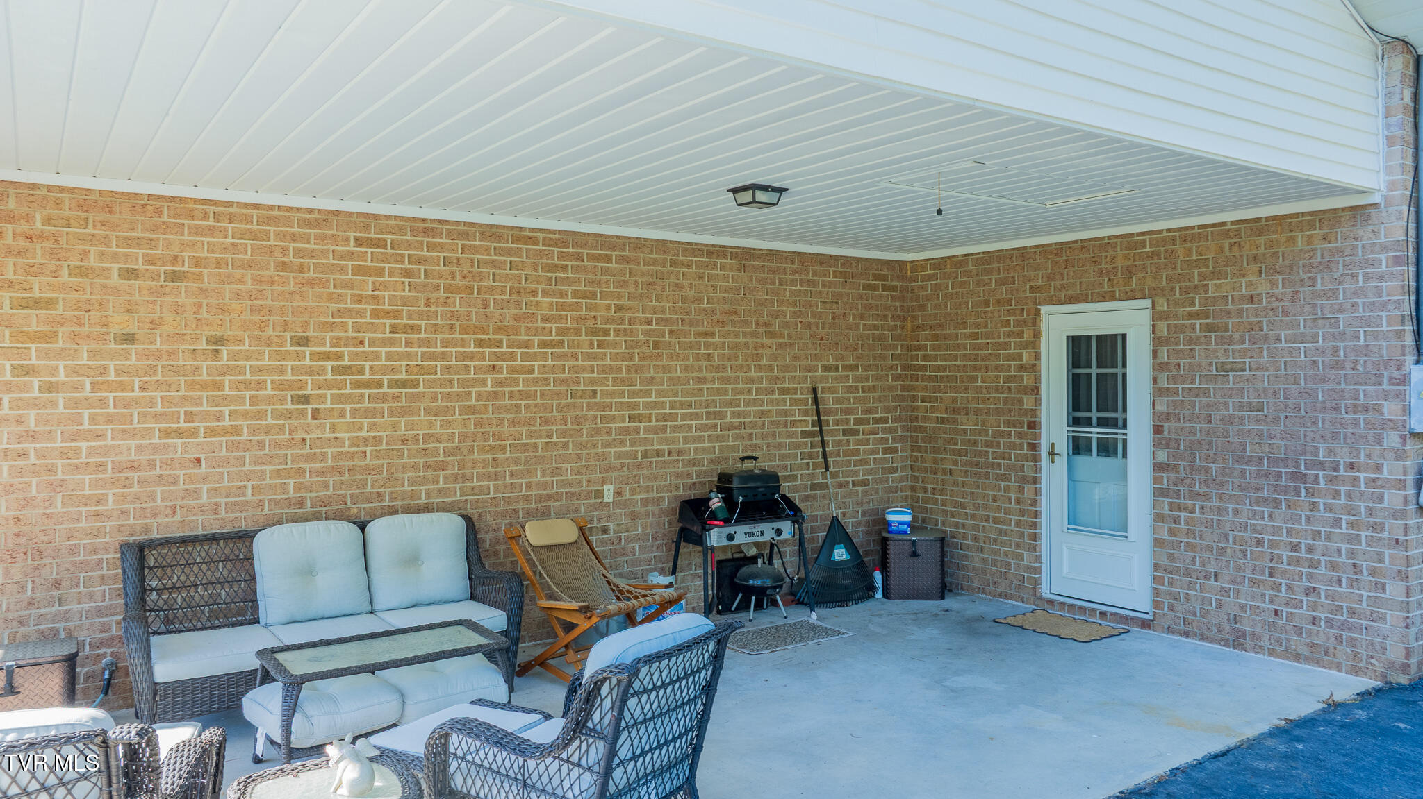 3222 Marbleton Road Unicoi, TN 37692 - Photo 38 of 40 dji_fly_20260512_171338_0491_17786823364