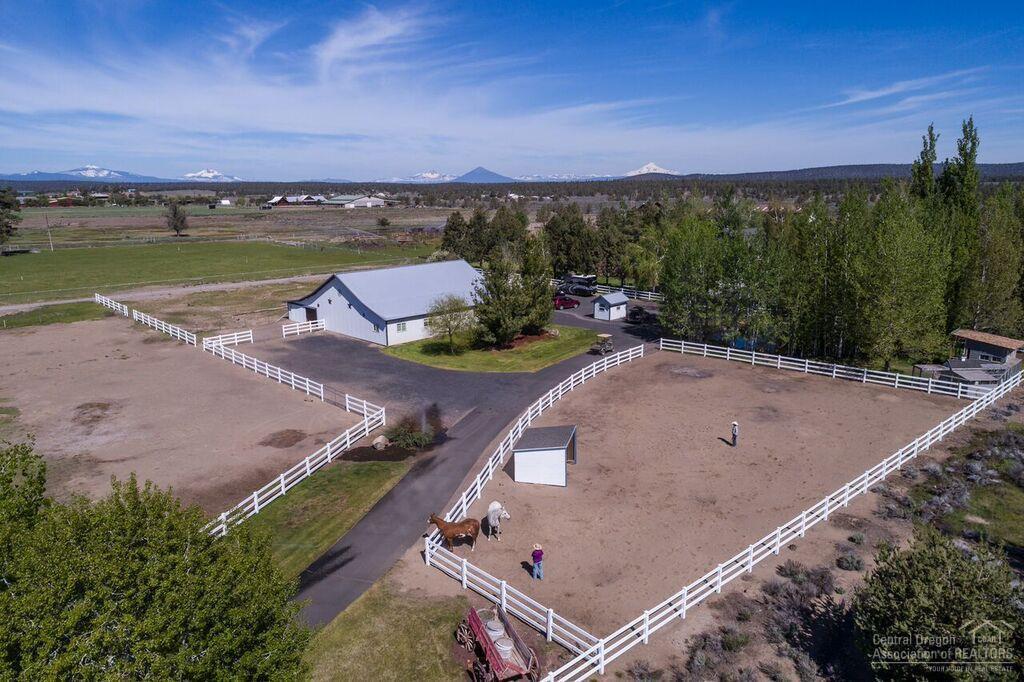 20440 Harper Road Bend, OR 97703 - Photo 21 of 25 Additional Photo