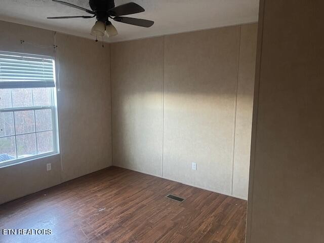 1605 Trig Long Road Dandridge, TN 37725 - Photo 10 of 11 Gallery Image 10