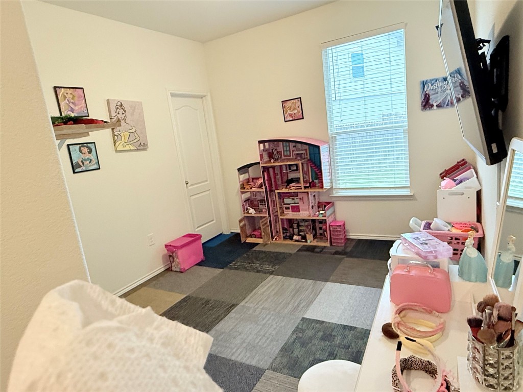 149 Alpine Street Georgetown, TX 78628 - Photo 12 of 24