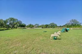 $2,300 | 149 Alpine Street, Georgetown, TX 78628