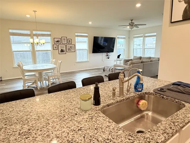 $2,300 | 149 Alpine Street, Georgetown, TX 78628