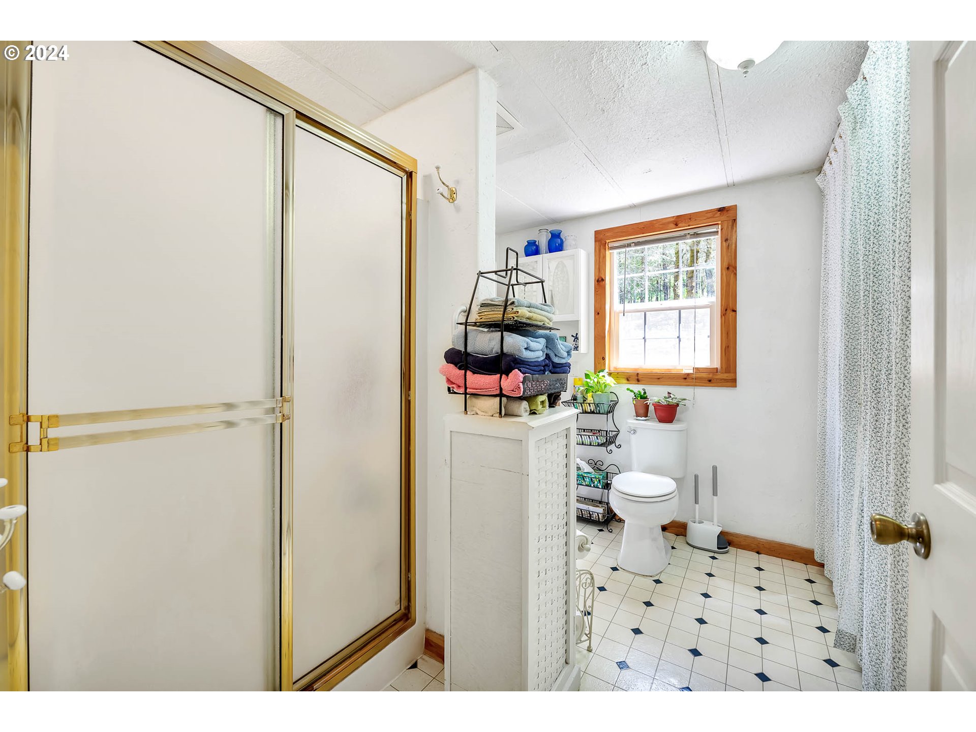 29510 Simmons Road Eugene, OR 97405 - Photo 26 of 47 Gallery Image 26