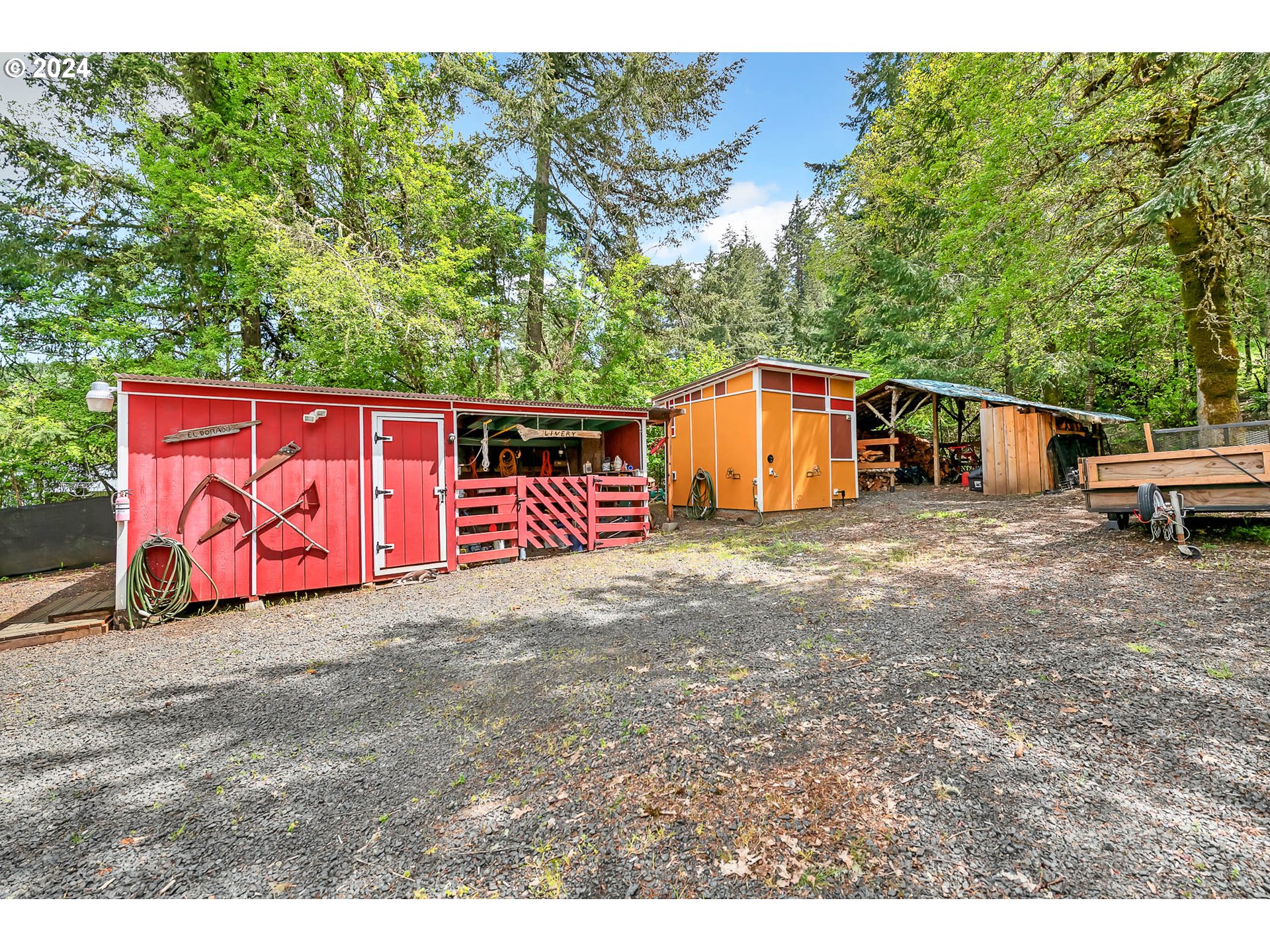 29510 Simmons Road Eugene, OR 97405 - Photo 38 of 47 Gallery Image 38