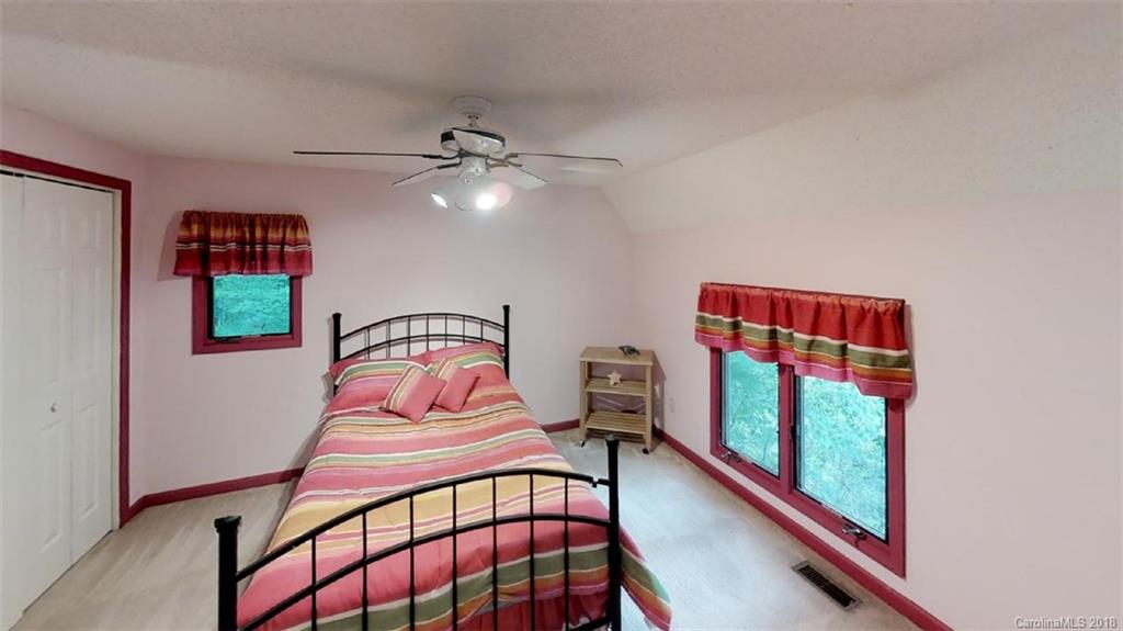 154 Beverly Road Asheville, NC 28805 - Photo 15 of 27 Gallery Image 15