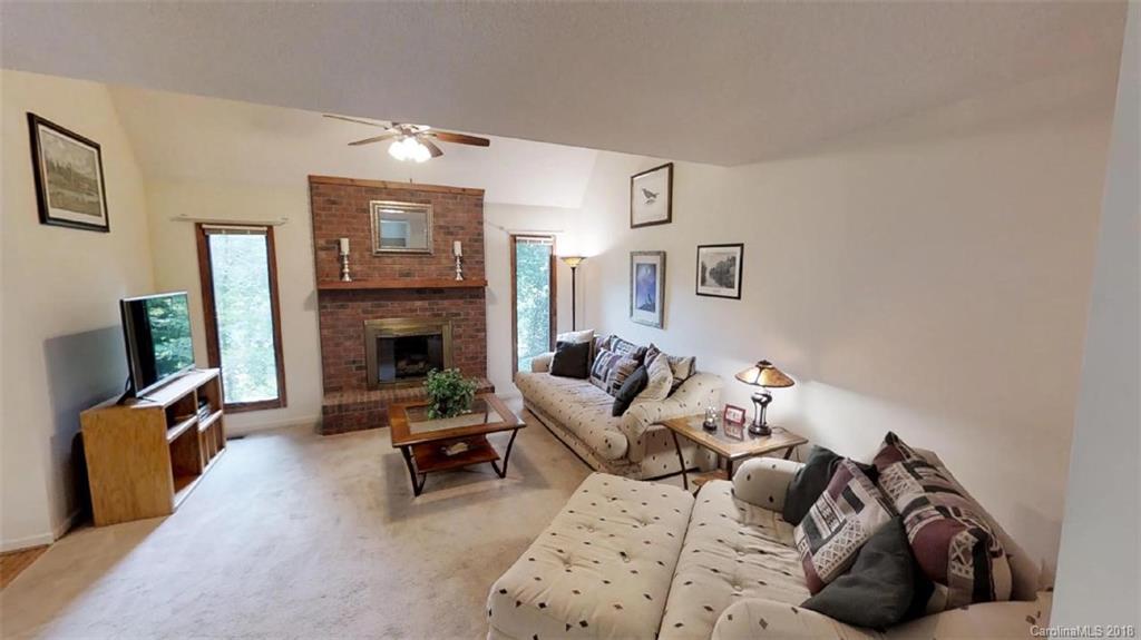 154 Beverly Road Asheville, NC 28805 - Photo 3 of 27 Gallery Image 3
