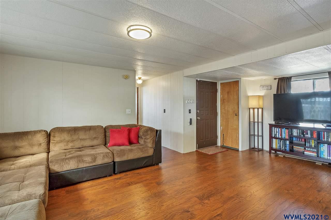 3426 Elm Street, Unit 5 Hubbard, OR 97032 - Photo 13 of 27
