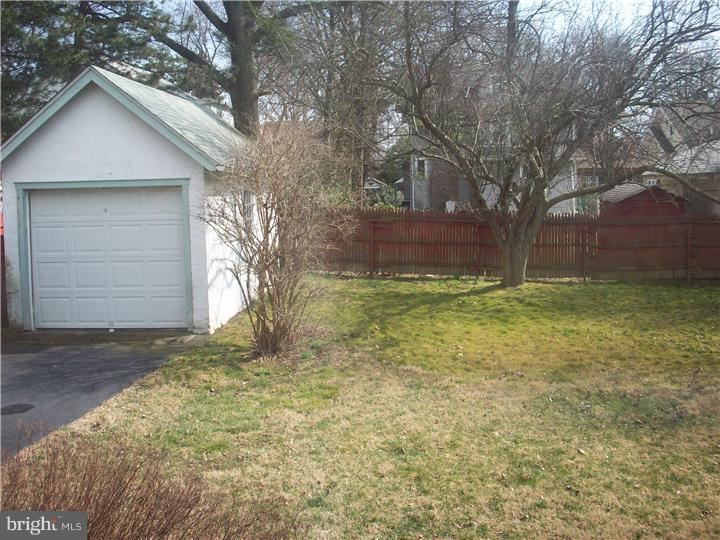 141 Mill Road Havertown, PA 19083 - Photo 4 of 19 Garage