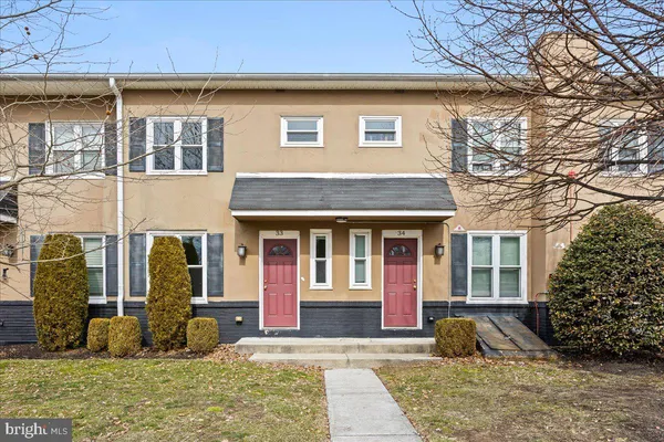 $1,950 | 101 East Camden Avenue, Unit 36, Moorestown, NJ 08057