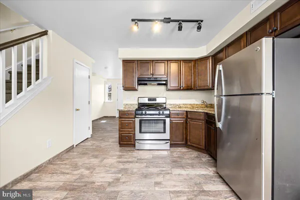 $1,950 | 101 East Camden Avenue, Unit 36, Moorestown, NJ 08057