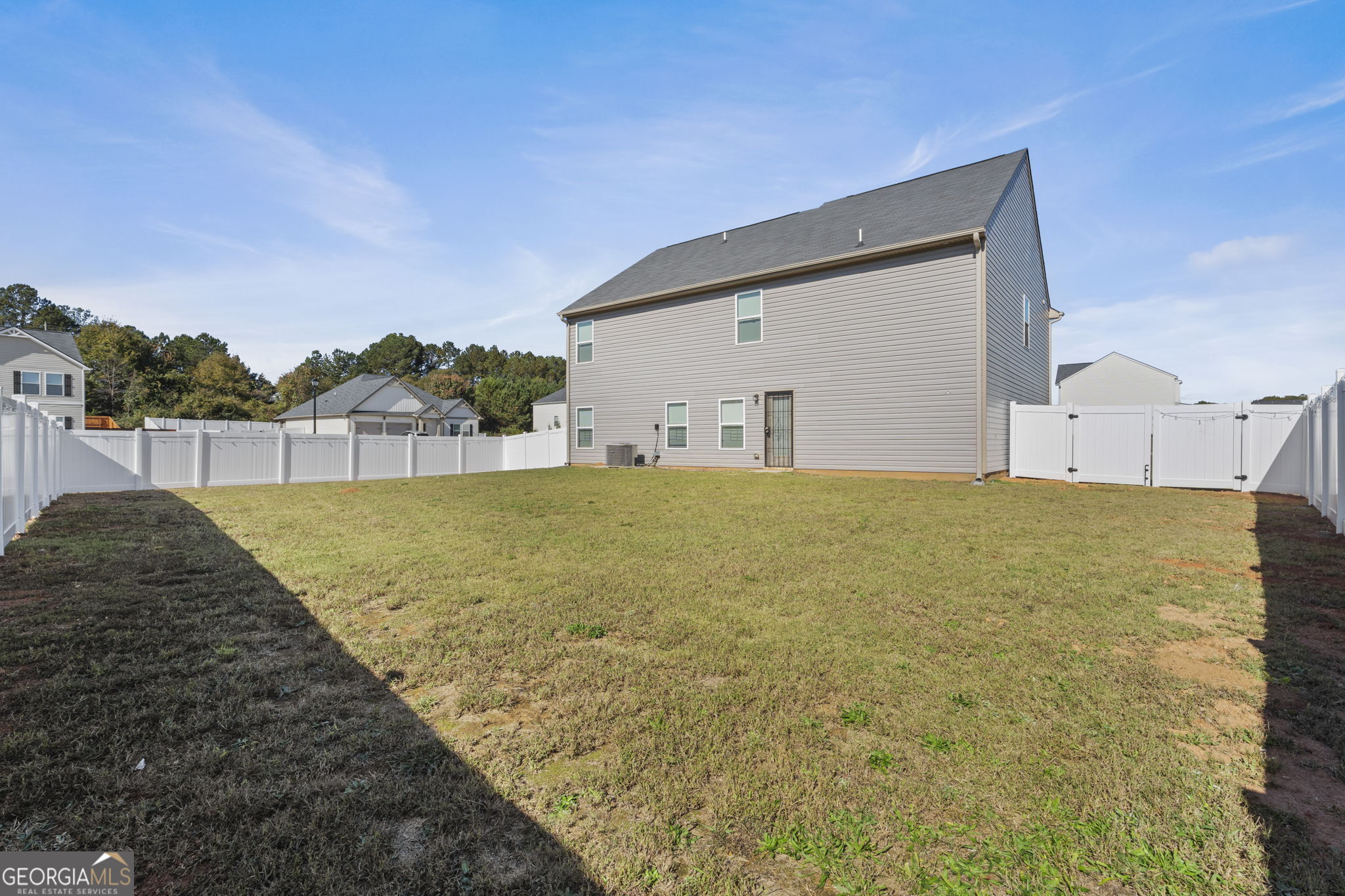 321 Kirt's Ridge Jackson, GA 30233 - Photo 27 of 57 Backyard with brand new fence