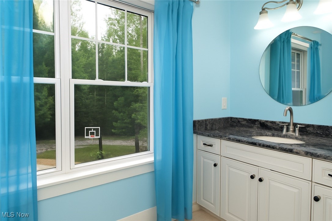 11060 Taylor May Road Chagrin Falls, OH 44023 - Photo 25 of 38 Bathroom with vanity
