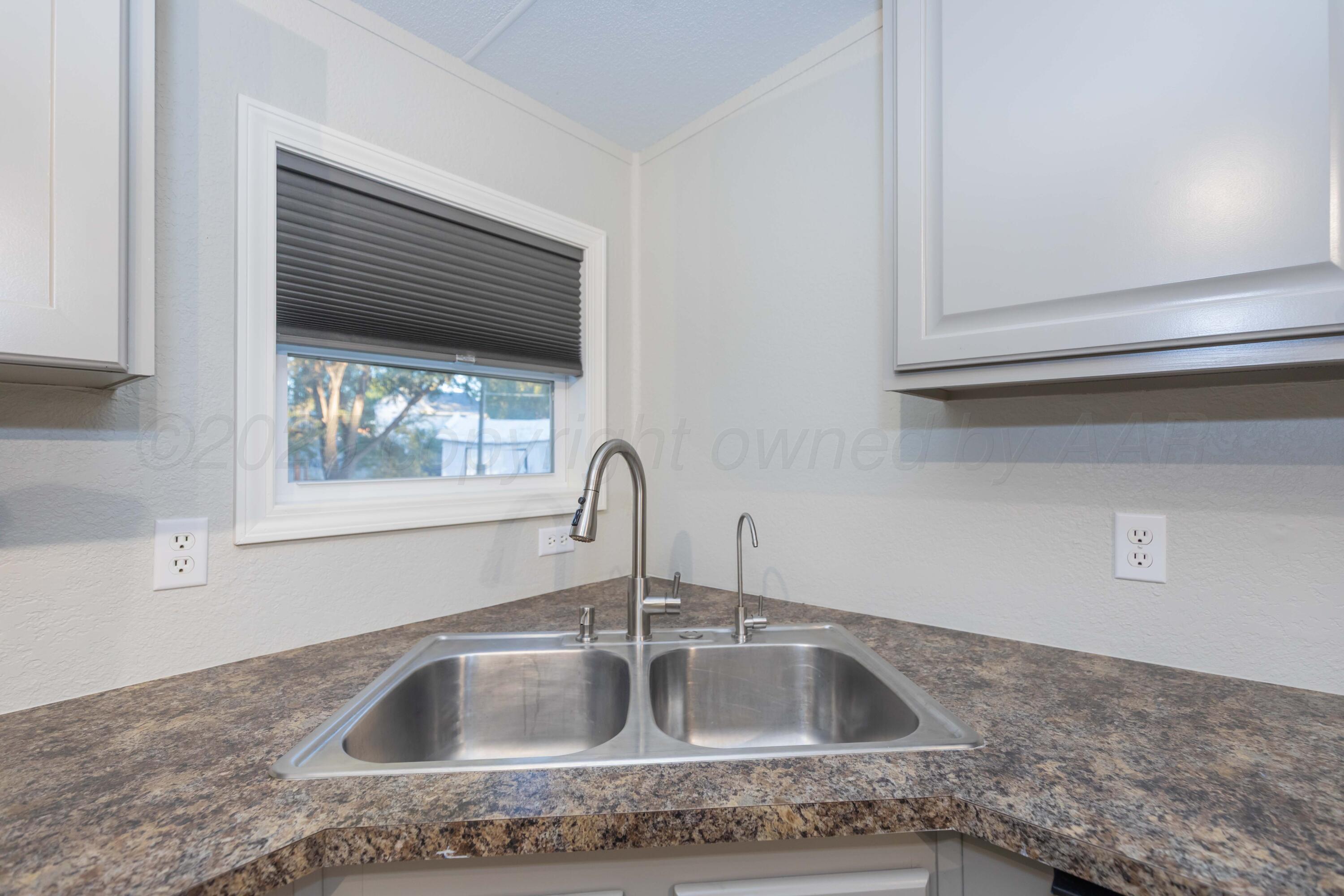 217 East 4th Street Lefors, TX 79065 - Photo 11 of 38 KITCHEN VIEW 4