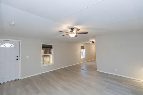 $83,000 | 217 East 4th Street, Lefors, TX 79054