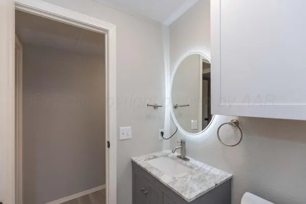 $83,000 | 217 East 4th Street, Lefors, TX 79054