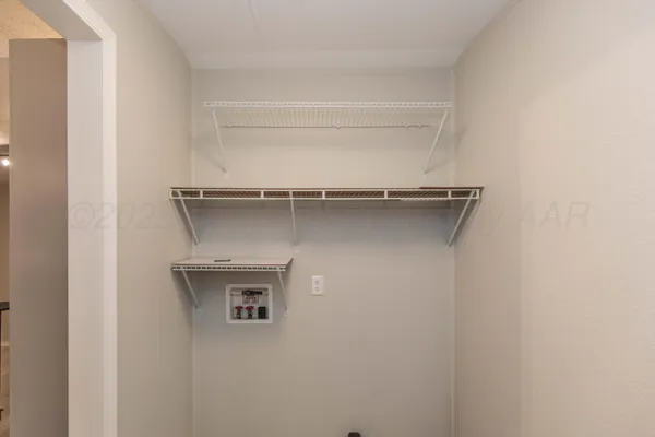 $83,000 | 217 East 4th Street, Lefors, TX 79054